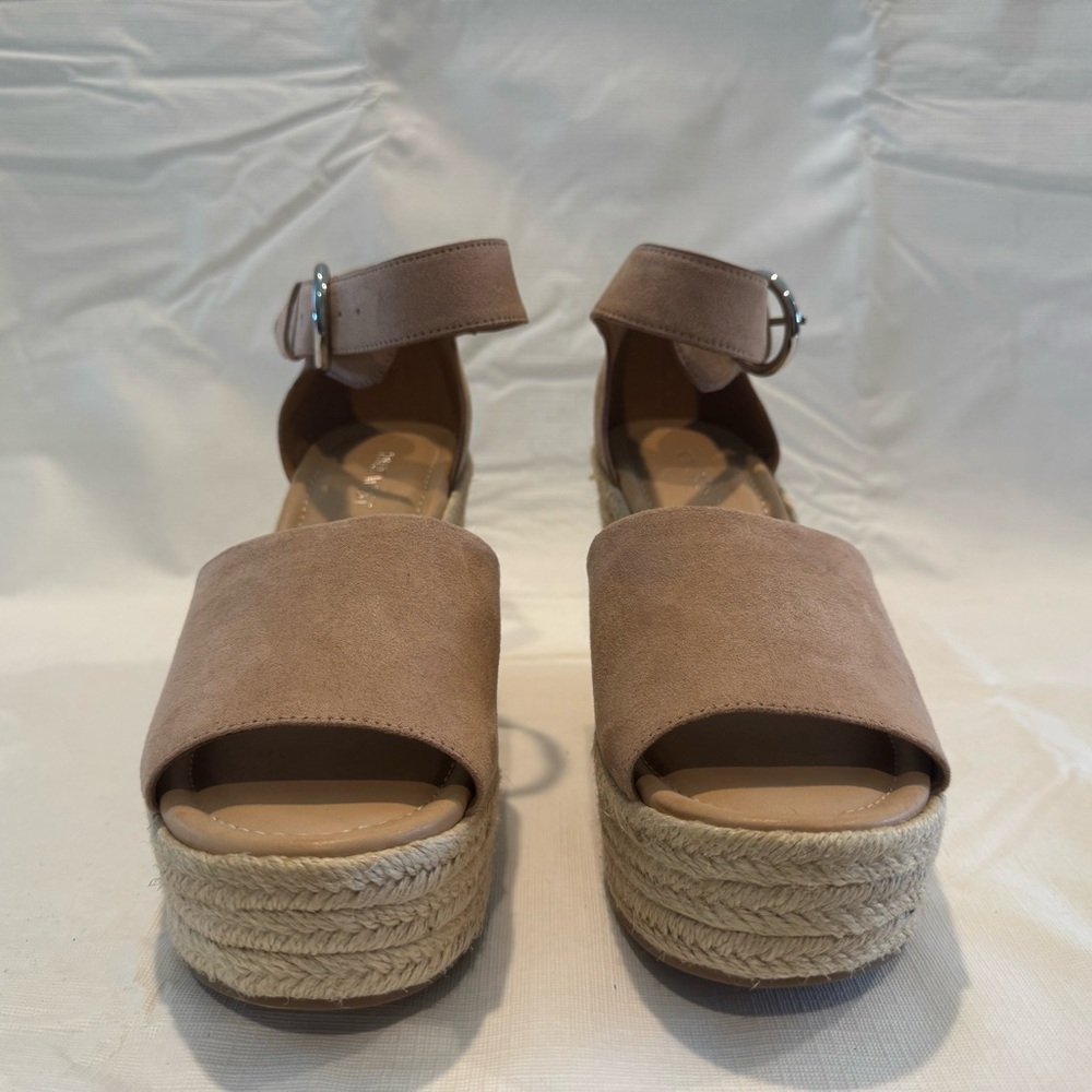 Nine West Tan Espadrille Sandals